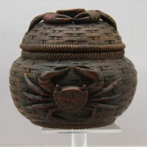 Chinese Coconut Wood Round Basket Box Carved Crab, Guangxu