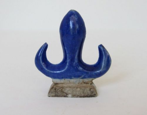 Old Chinese Blue Scholar's Brush Rest