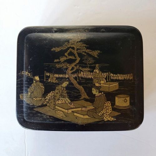 Old Black and Gold Papier-Mache Chinoiserie Cigar Box Tobacco Scene