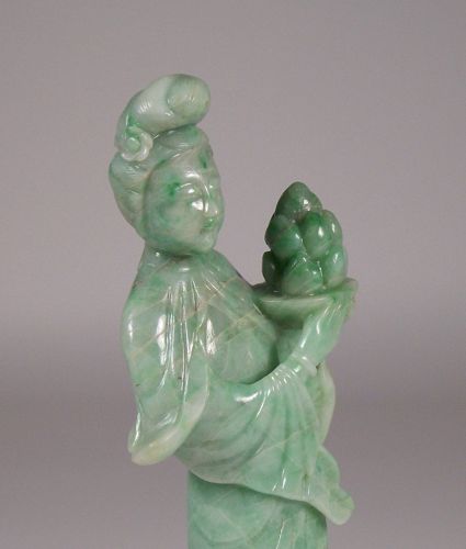 Late Qing green jade jadeite carving of Chinese beauty with peaches