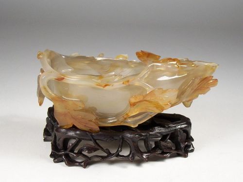 Late Qing Carved Agate Lotus Brush Washer with Zitan Stand